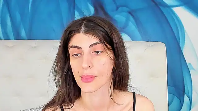 SkinnyDolly online show from June 21, 2026, 3:20 am