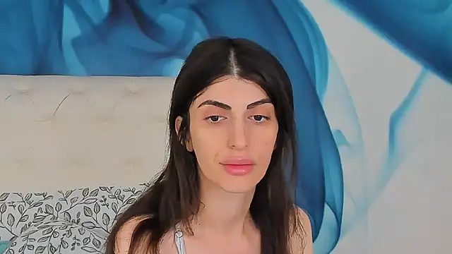SkinnyDolly online show from June 24, 2026, 3:27 am