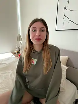 emma05 online show from March 14, 2026, 8:42 am