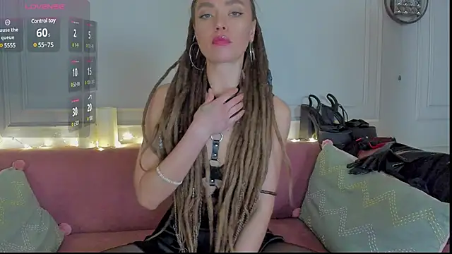 Snapshot of KellyFouler chatting on February 8, 2025, 2:16 pm KellyFouler online show from February 8, 2025, 2:16 pm