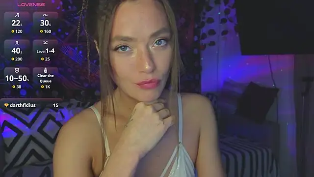 Snapshot of KellyFouler chatting on October 23, 2025, 3:22 pm KellyFouler online show from October 23, 2025, 3:22 pm