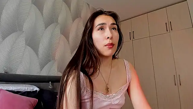 Snapshot of Bambiii_bby chatting on February 15, 2026, 3:14 am Bambiii bby online show from February 15, 2026, 3:14 am