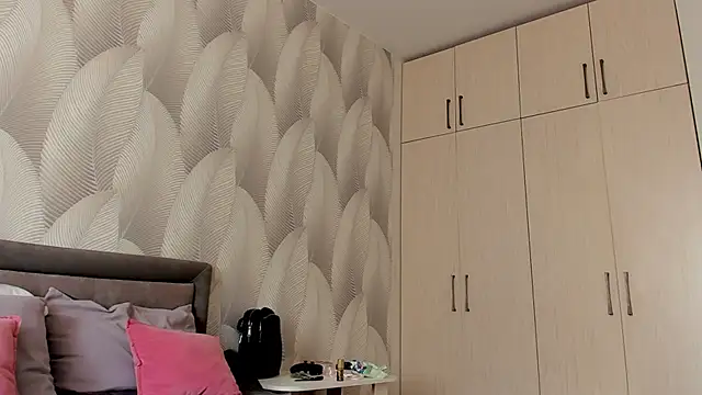 Snapshot of Bambiii_bby chatting on February 25, 2026, 3:49 am Bambiii bby online show from February 25, 2026, 3:49 am