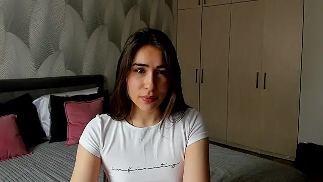 Snapshot of Bambiii_bby chatting on March 22, 2026, 4:05 am Bambiii bby online show from March 22, 2026, 4:05 am