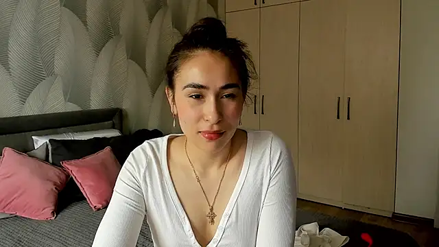 Snapshot of Bambiii_bby chatting on May 30, 2026, 5:15 am Bambiii bby online show from May 30, 2026, 5:15 am