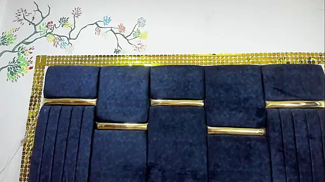 skaysanchez1 online show from November 27, 2025, 7:38 pm