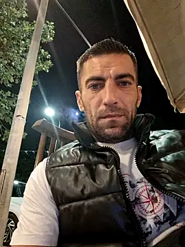 Snapshot of Greecefuck chatting on October 5, 2025, 5:22 pm Greecefuck online show from October 5, 2025, 5:22 pm