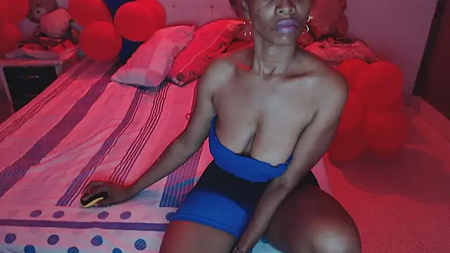 Snapshot of SashaBrianna99 chatting on February 28, 2025, 1:47 am SashaBrianna99 online show from February 28, 2025, 1:47 am