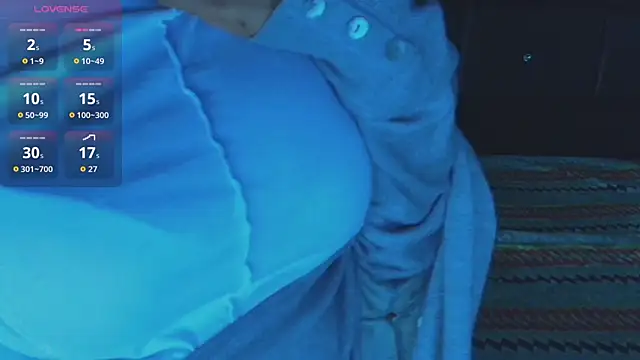 Snapshot of SashaBrianna99 chatting on October 10, 2025, 11:59 pm SashaBrianna99 online show from October 10, 2025, 11:59 pm