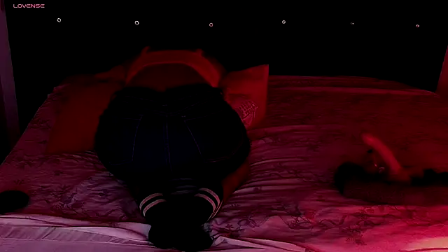 Snapshot of SashaBrianna99 chatting on November 15, 2025, 4:21 am SashaBrianna99 online show from November 15, 2025, 4:21 am