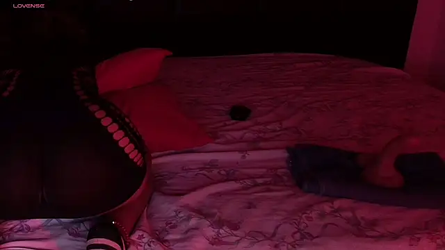 Snapshot of SashaBrianna99 chatting on November 16, 2025, 10:10 am SashaBrianna99 online show from November 16, 2025, 10:10 am