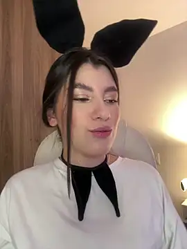 Snapshot of ARITOO_ chatting on May 28, 2026, 11:35 pm ARITOO online show from May 28, 2026, 11:35 pm