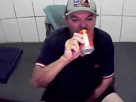 Snapshot of pierdona chatting on February 3, 2025, 8:24 pm pierdona online show from February 3, 2025, 8:24 pm