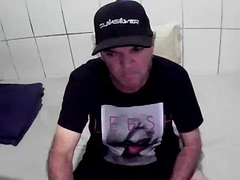 Snapshot of pierdona chatting on March 1, 2025, 7:59 pm pierdona online show from March 1, 2025, 7:59 pm