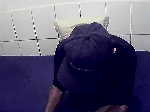 pierdona online show from February 12, 2026, 8:48 pm