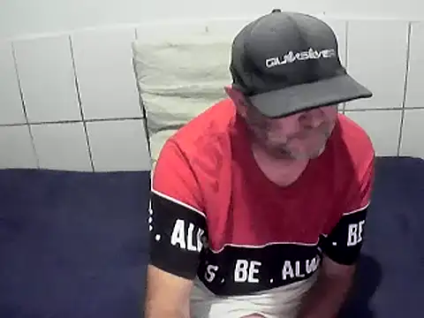 pierdona online show from June 24, 2026, 7:46 pm
