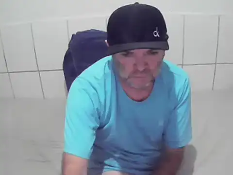 pierdona online show from July 14, 2026, 8:25 pm