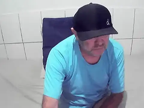 pierdona online show from July 21, 2026, 7:49 pm