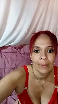 sthefania1710 online show from April 30, 2026, 12:11 pm