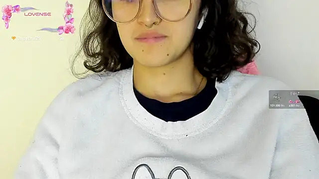 Snapshot of its__angelica_ chatting on January 15, 2025, 9:09 pm its angelica online show from January 15, 2025, 9:09 pm