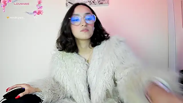 Snapshot of its__angelica_ chatting on January 18, 2025, 7:37 pm its angelica online show from January 18, 2025, 7:37 pm