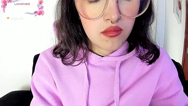 Snapshot of its__angelica_ chatting on January 28, 2025, 10:01 pm its angelica online show from January 28, 2025, 10:01 pm