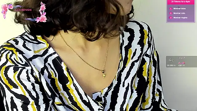 Snapshot of its__angelica_ chatting on February 22, 2025, 10:52 pm its angelica online show from February 22, 2025, 10:52 pm