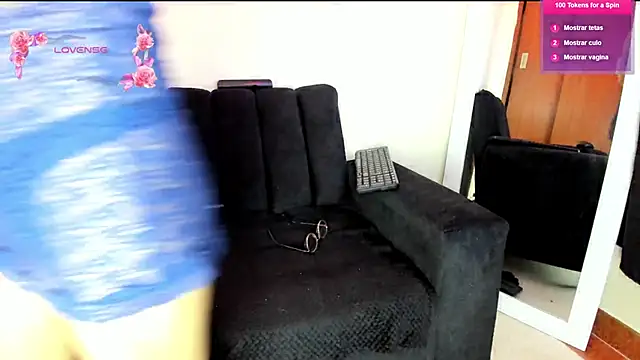 Snapshot of its__angelica_ chatting on March 8, 2025, 6:05 pm its angelica online show from March 8, 2025, 6:05 pm