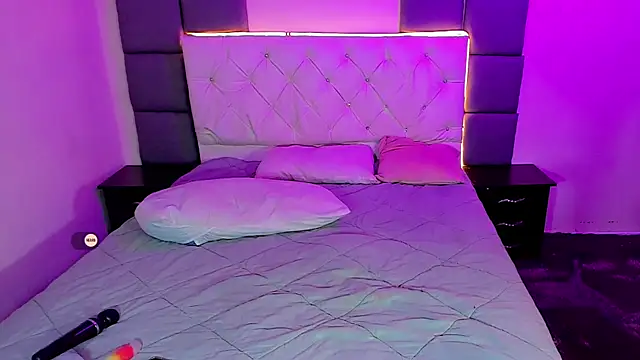 Snapshot of MimiRodriguez chatting on January 29, 2025, 7:15 am MimiRodriguez online show from January 29, 2025, 7:15 am