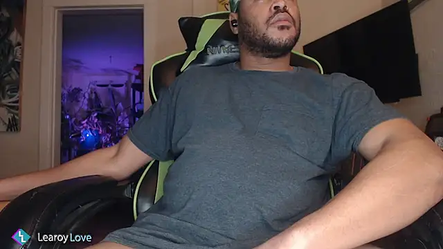 Learoy Love online show from February 3, 2026, 4:32 am