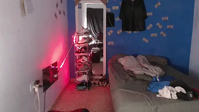 Snapshot of Alid_17 chatting on November 22, 2025, 4:22 am Alid 17 online show from November 22, 2025, 4:22 am