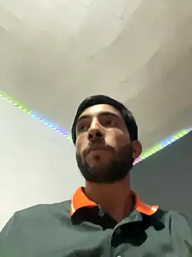eviltwinyoung online show from October 9, 2025, 2:53 am