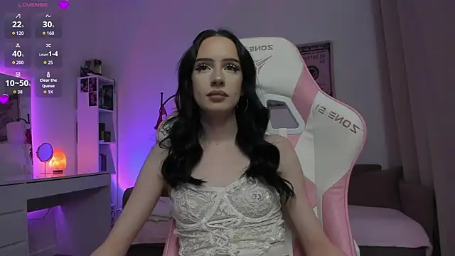 Snapshot of flora_off chatting on May 17, 2026, 10:00 am flora off online show from May 17, 2026, 10:00 am