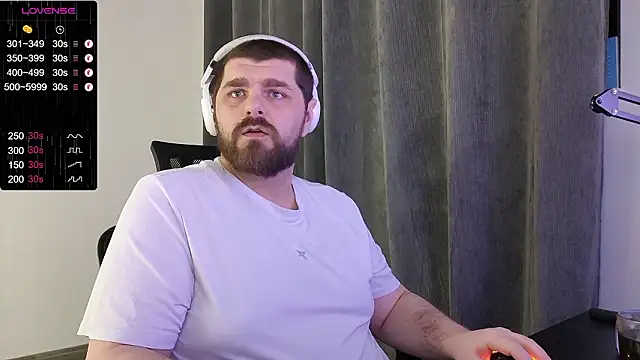 KingMarti online show from February 8, 2026, 2:48 am