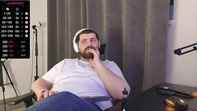 KingMarti online show from February 13, 2026, 6:31 am