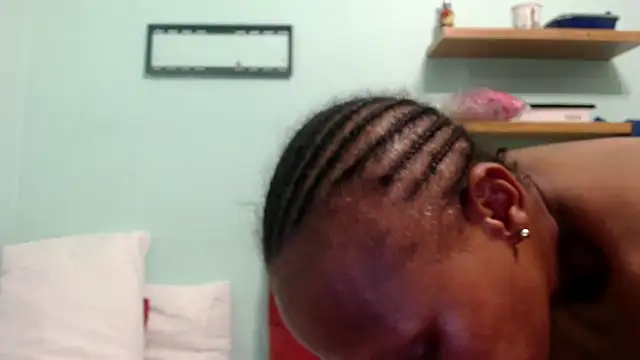 Snapshot of MistressShirleyx chatting on February 15, 2025, 12:04 am MistressShirleyx online show from February 15, 2025, 12:04 am