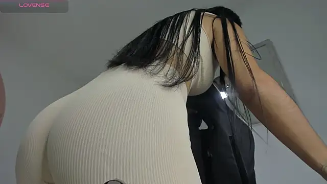 evelin leroy online show from March 7, 2026, 12:13 pm