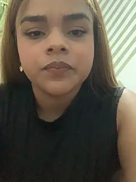 Snapshot of Evabigass chatting on December 4, 2024, 8:29 pm Evabigass online show from December 4, 2024, 8:29 pm