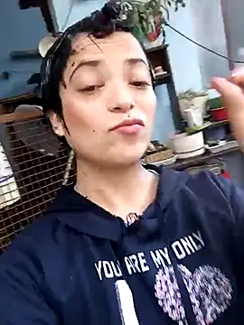 Elvishcassie  online show from February 18, 2025, 5:31 pm