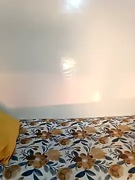 Snapshot of Zomorodaa_ chatting on October 21, 2025, 9:48 pm Zomorodaa online show from October 21, 2025, 9:48 pm