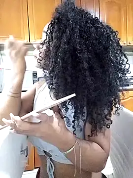 Snapshot of evafoxs chatting on December 28, 2024, 4:41 am evafoxs online show from December 28, 2024, 4:41 am