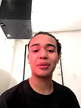 Snapshot of evafoxs chatting on September 17, 2025, 1:13 pm evafoxs online show from September 17, 2025, 1:13 pm