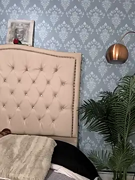 Snapshot of evafoxs chatting on September 22, 2025, 8:44 pm evafoxs online show from September 22, 2025, 8:44 pm