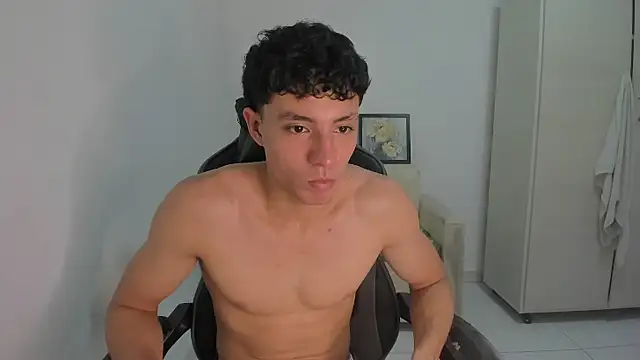 enzo sloran online show from March 2, 2026, 8:37 pm