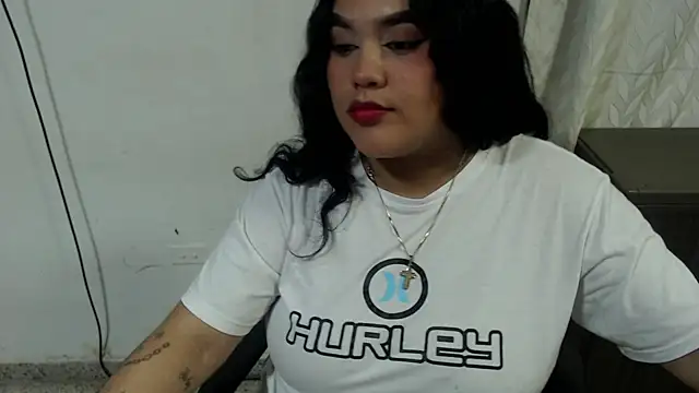 Snapshot of OdethJones chatting on December 14, 2025, 12:05 am OdethJones online show from December 14, 2025, 12:05 am