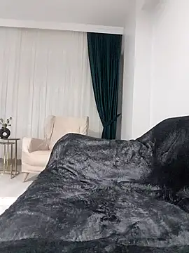 Snapshot of Gabbyyyyyy chatting on October 24, 2025, 9:44 pm Gabbyyyyyy online show from October 24, 2025, 9:44 pm