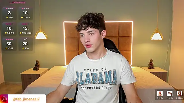 AlejooTwink online show from June 16, 2026, 11:18 pm
