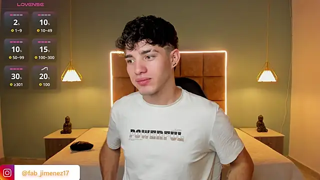 AlejooTwink online show from July 7, 2026, 6:16 am