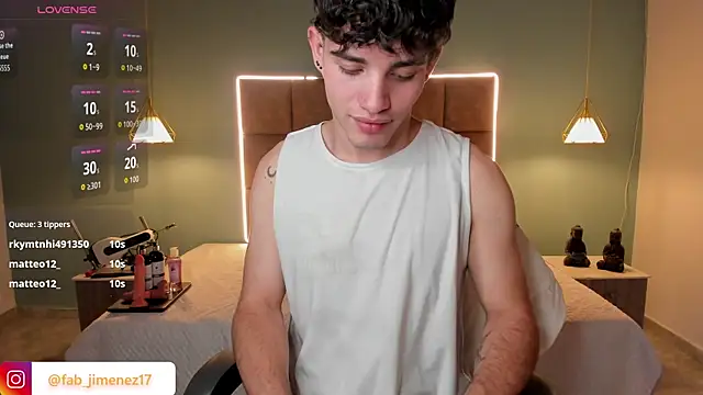 AlejooTwink online show from July 8, 2026, 5:45 am