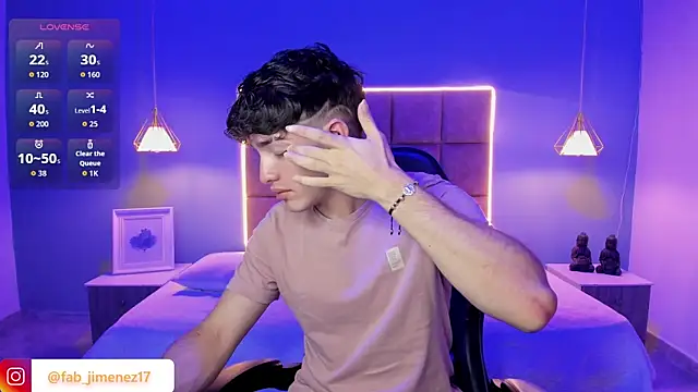 AlejooTwink online show from July 30, 2026, 4:22 am